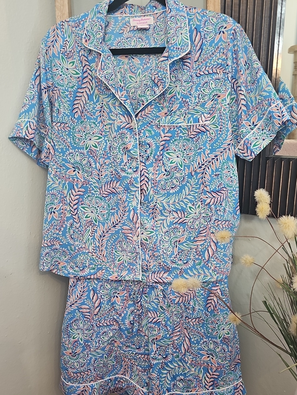 Tommy Bahamas Women's Pajamas - Floral Short Set - Sleepwear